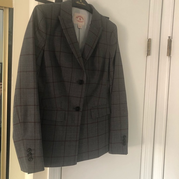 Brooks Brothers Suit NWT - Picture 2 of 8